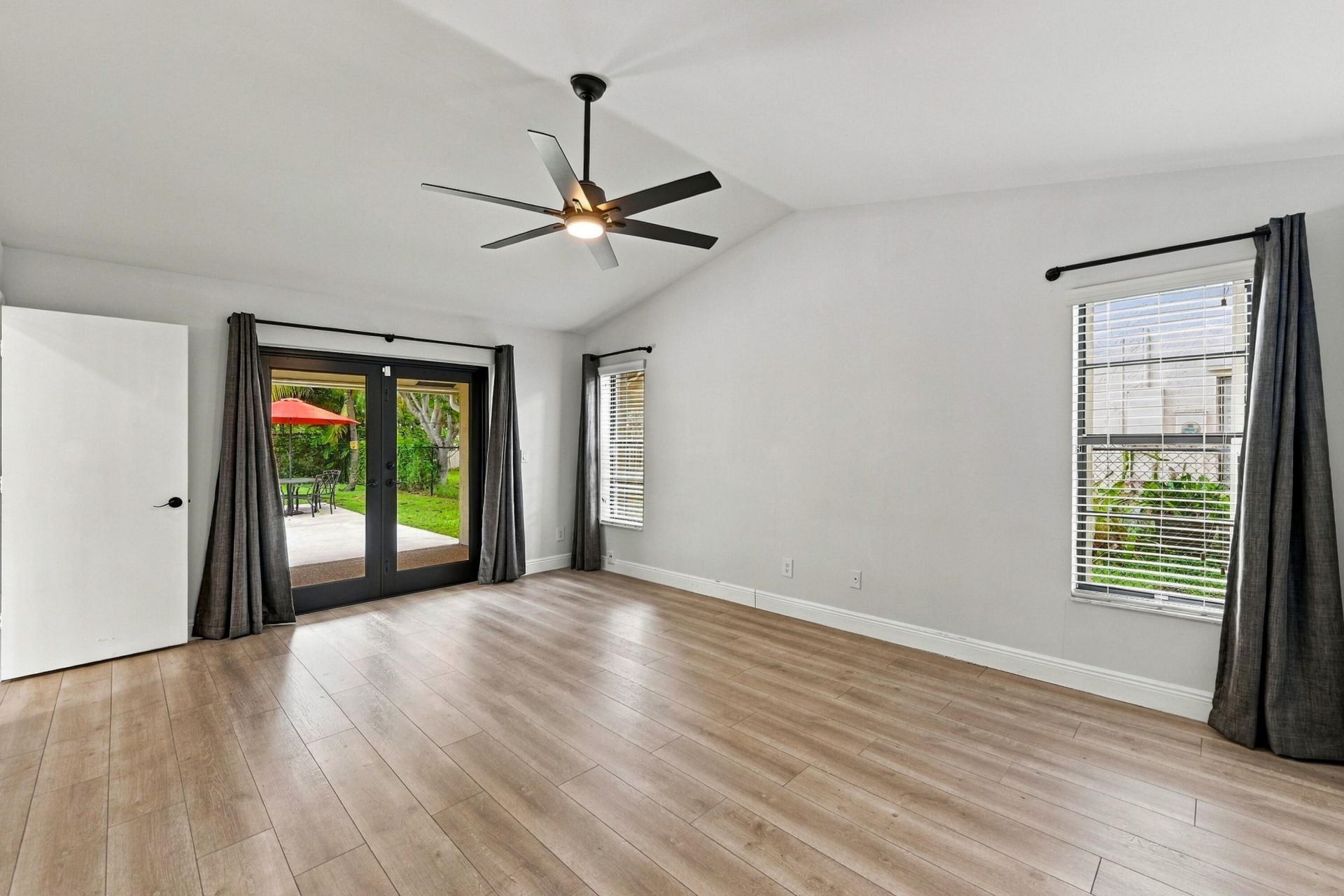 9255 NW 18th Street, Plantation, FL 33322 Photo