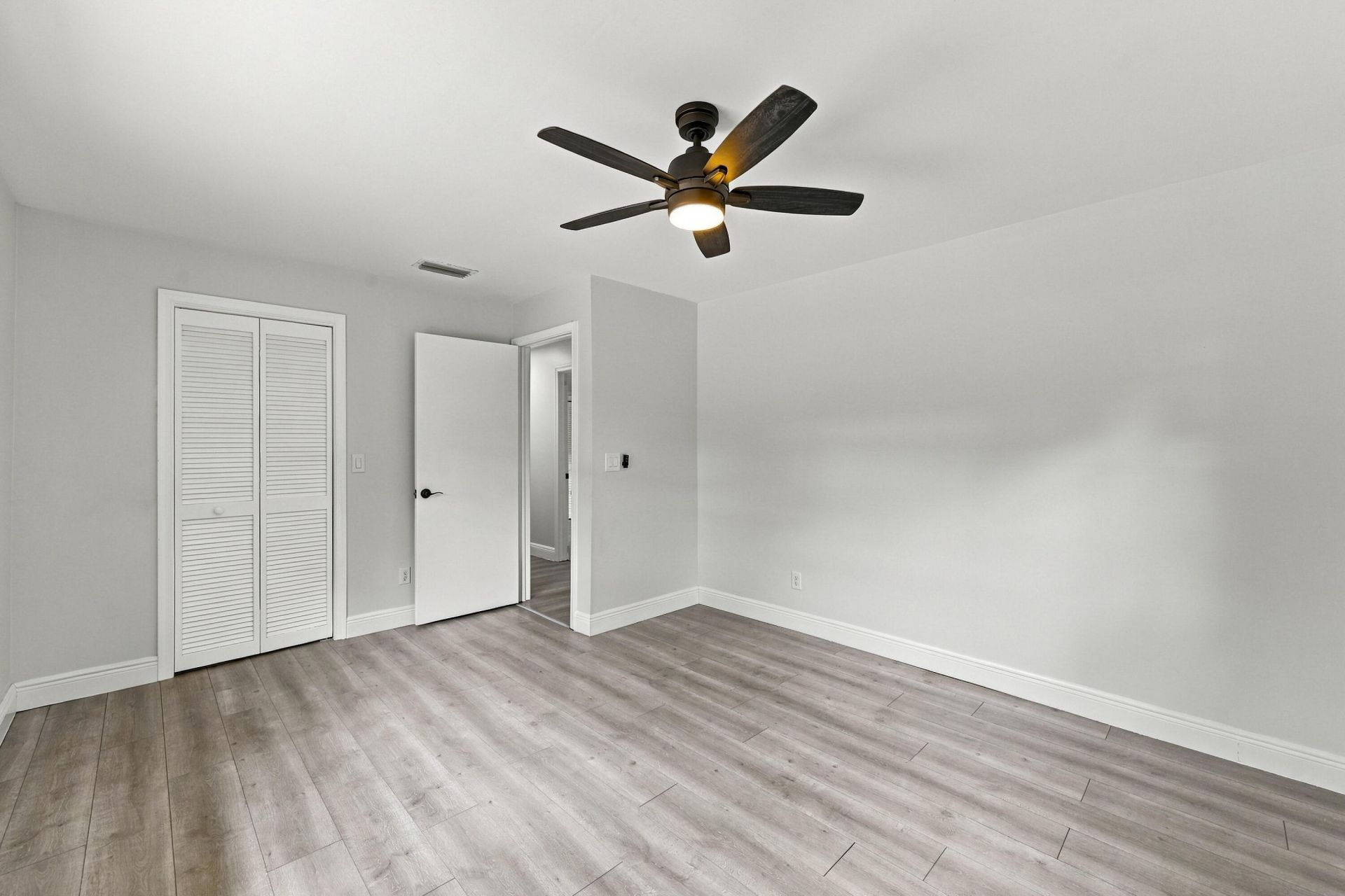 9255 NW 18th Street, Plantation, FL 33322 Photo