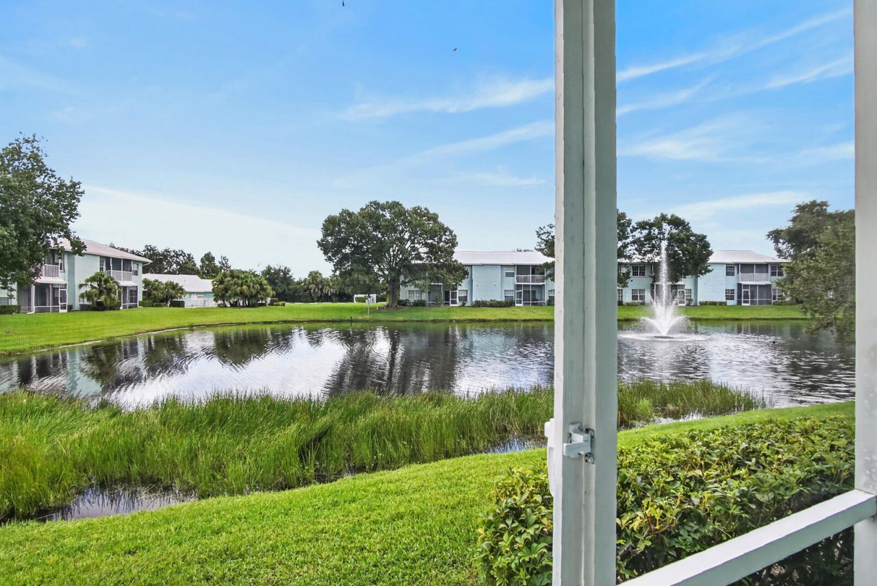 1120 Swan Lake Circle, Unit 1402, Port Saint Lucie, FL 34986 Photo