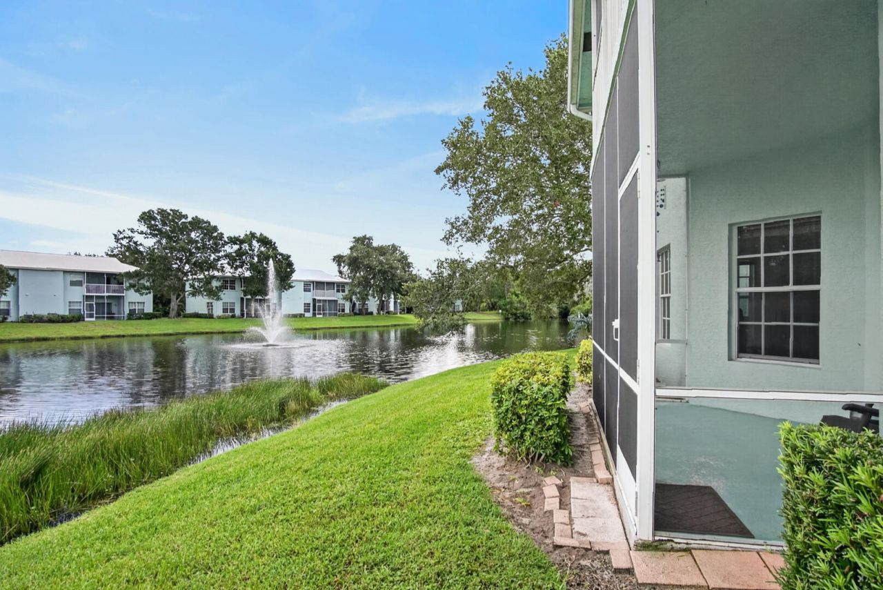 1120 Swan Lake Circle, Unit 1402, Port Saint Lucie, FL 34986 Photo