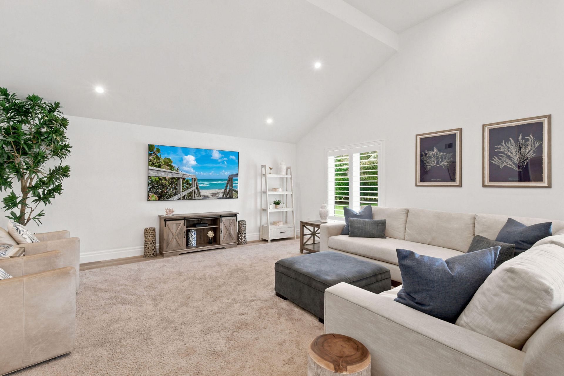 5664 High Flyer Road S, Palm Beach Gardens, FL 33418 Photo