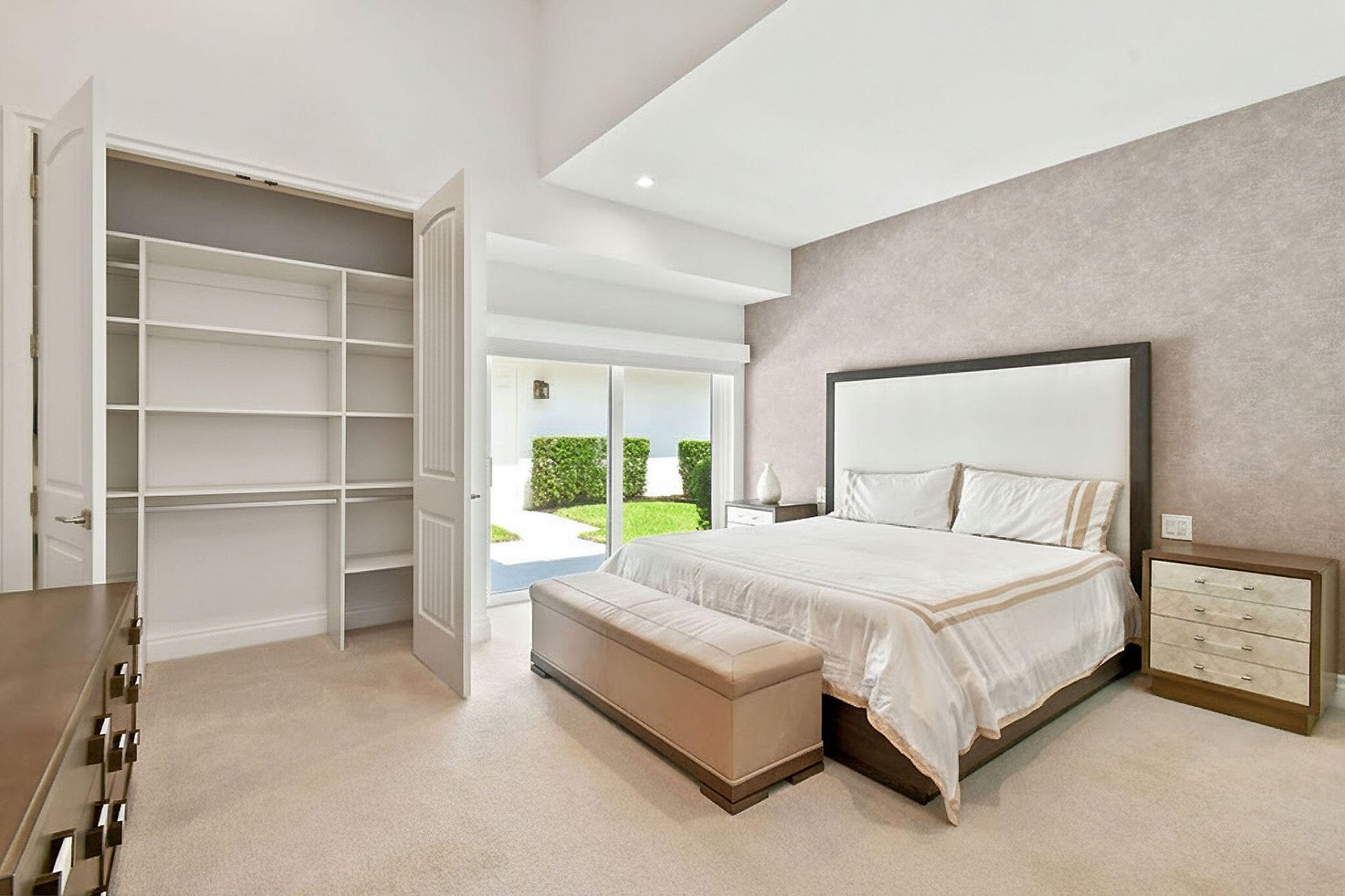 5664 High Flyer Road S, Palm Beach Gardens, FL 33418 Photo