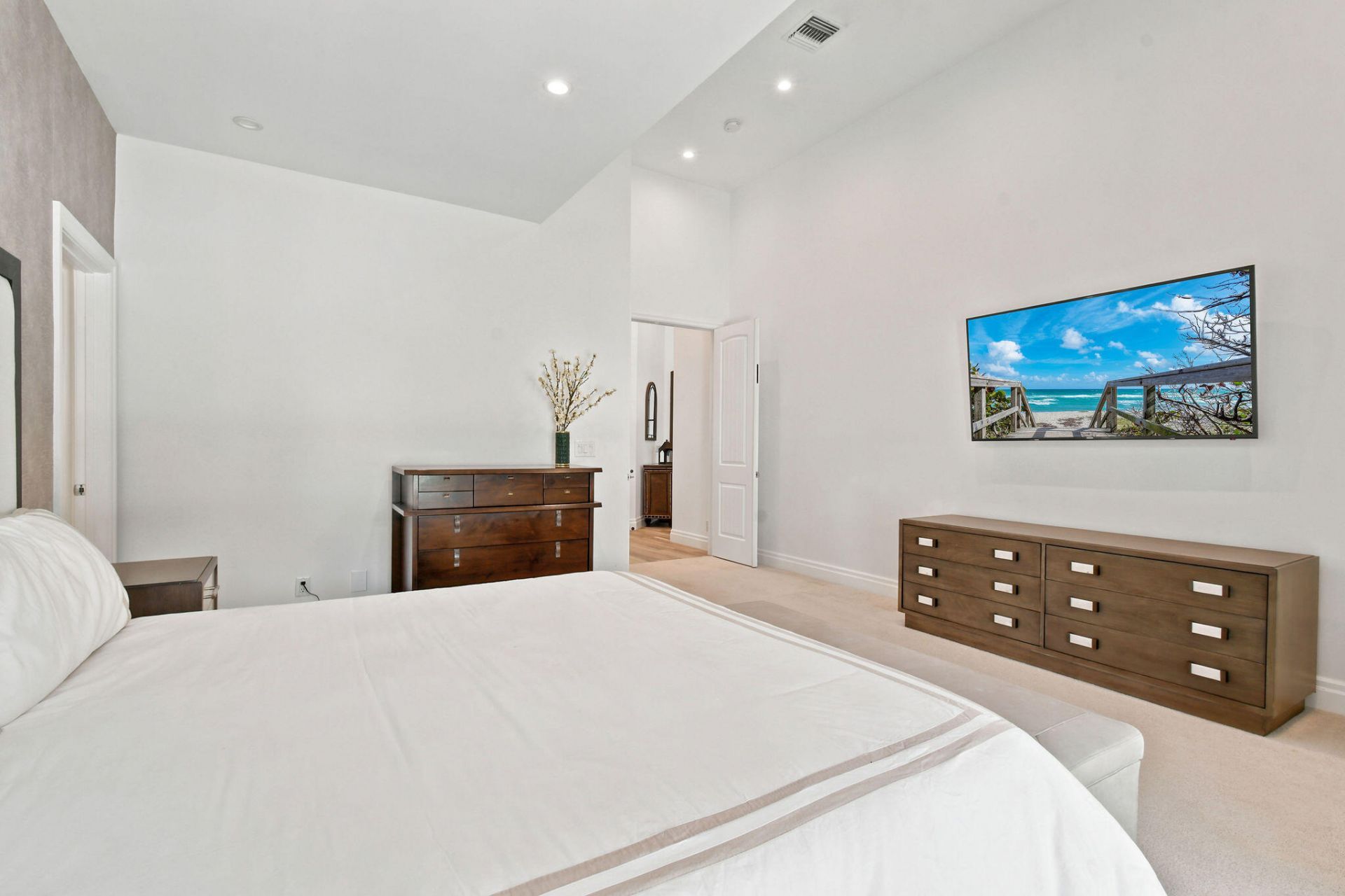 5664 High Flyer Road S, Palm Beach Gardens, FL 33418 Photo