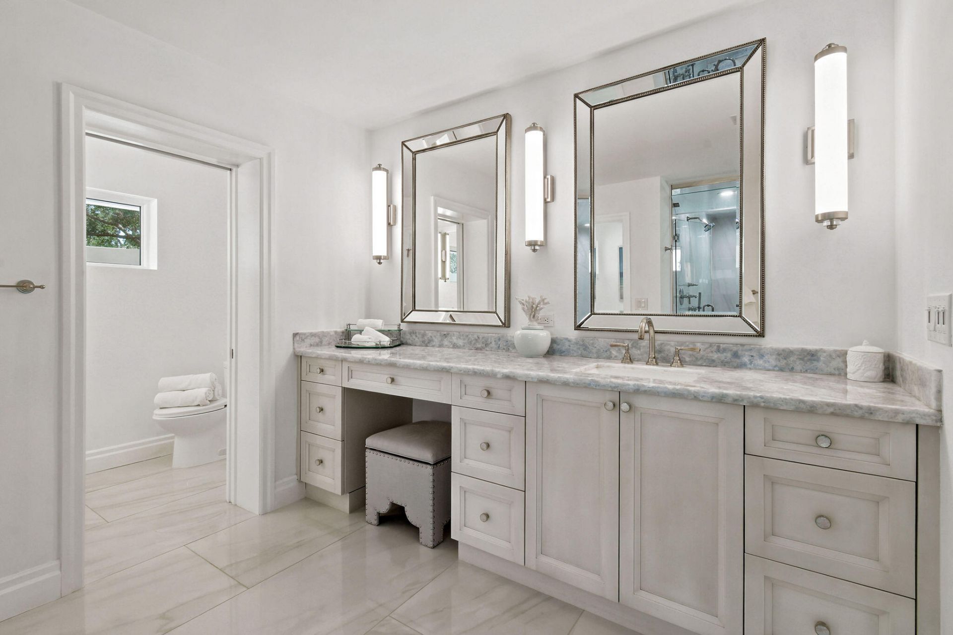 5664 High Flyer Road S, Palm Beach Gardens, FL 33418 Photo