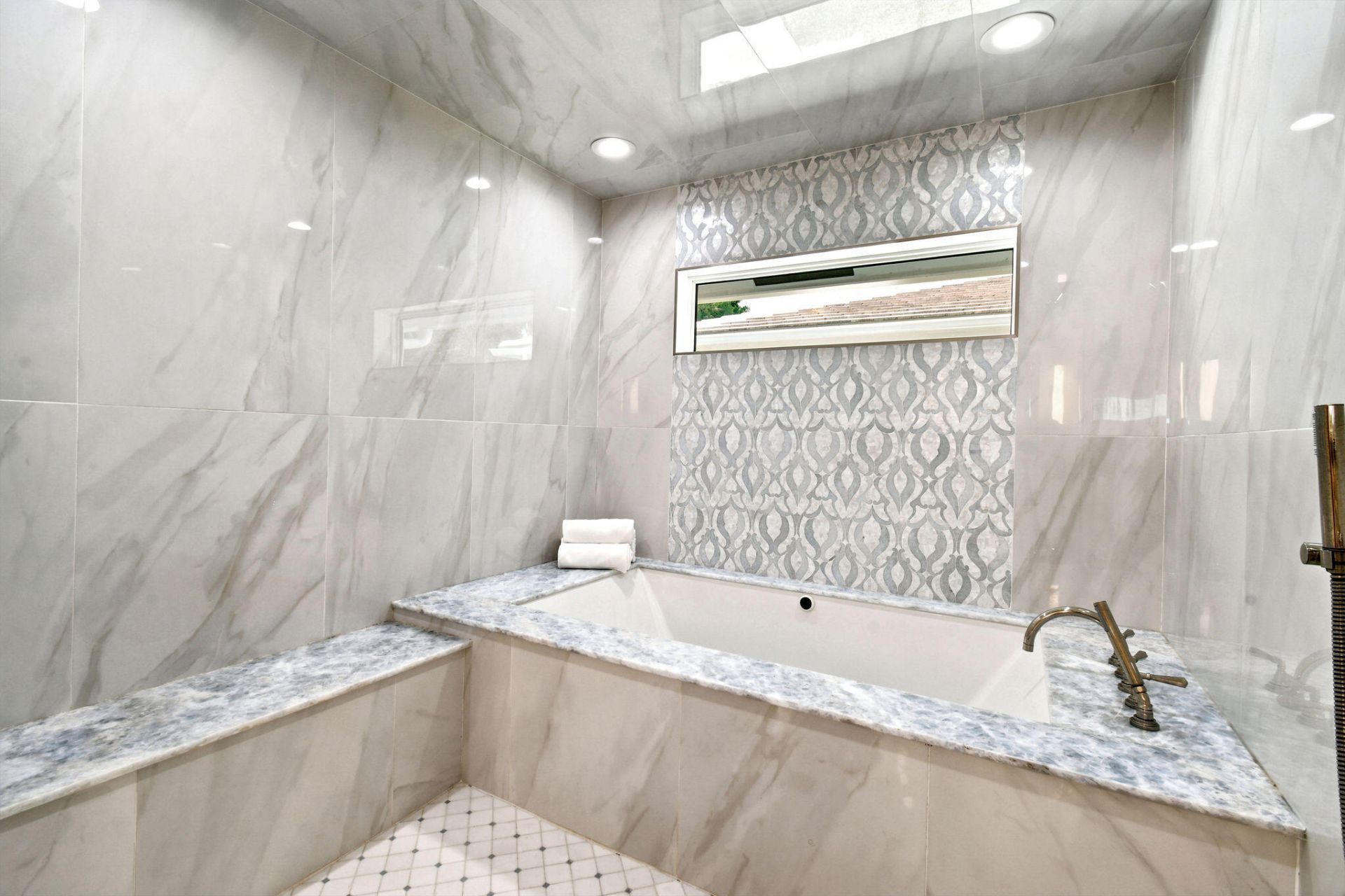 5664 High Flyer Road S, Palm Beach Gardens, FL 33418 Photo
