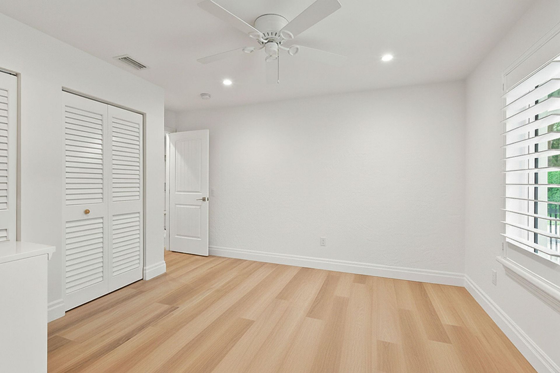 5664 High Flyer Road S, Palm Beach Gardens, FL 33418 Photo
