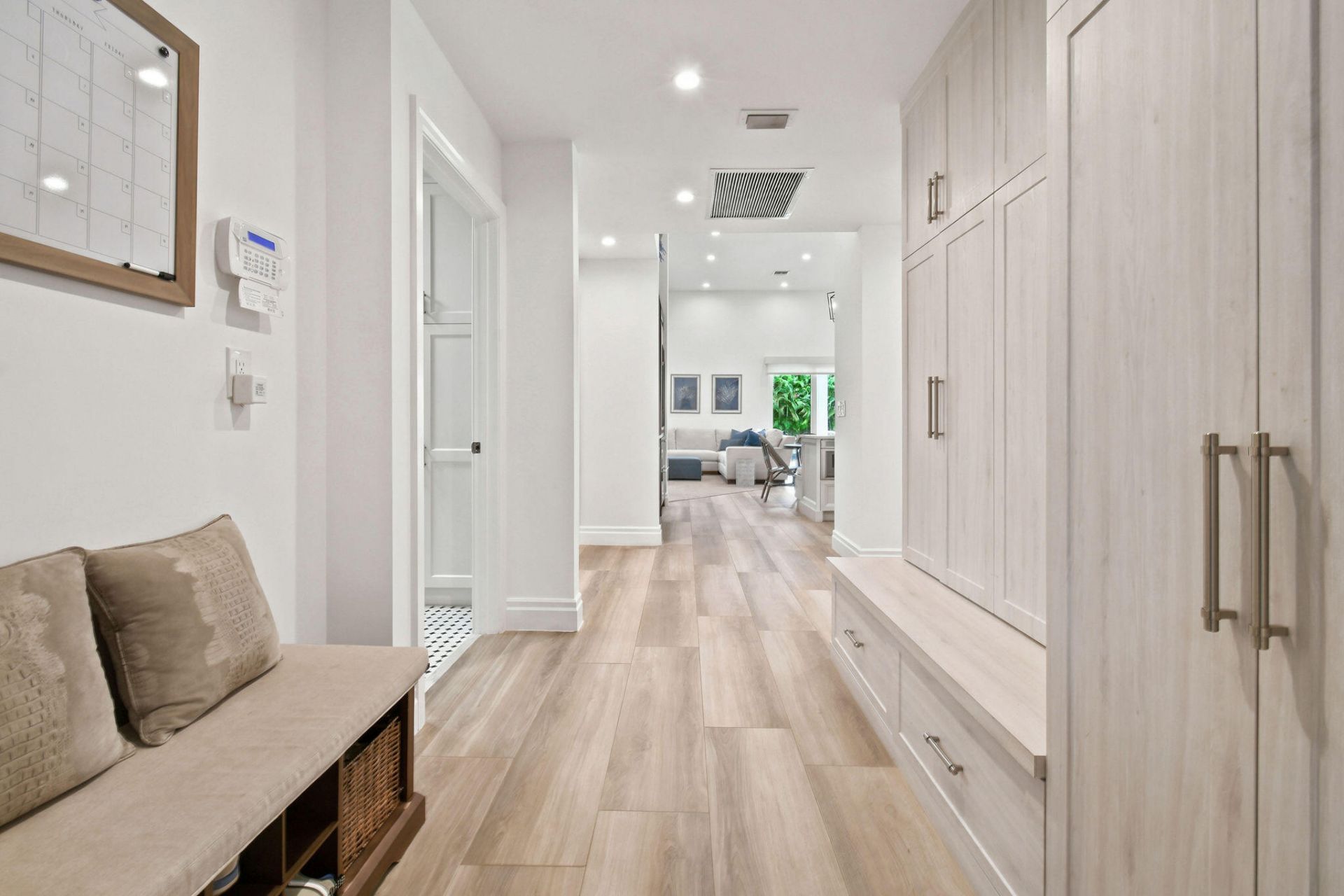 5664 High Flyer Road S, Palm Beach Gardens, FL 33418 Photo