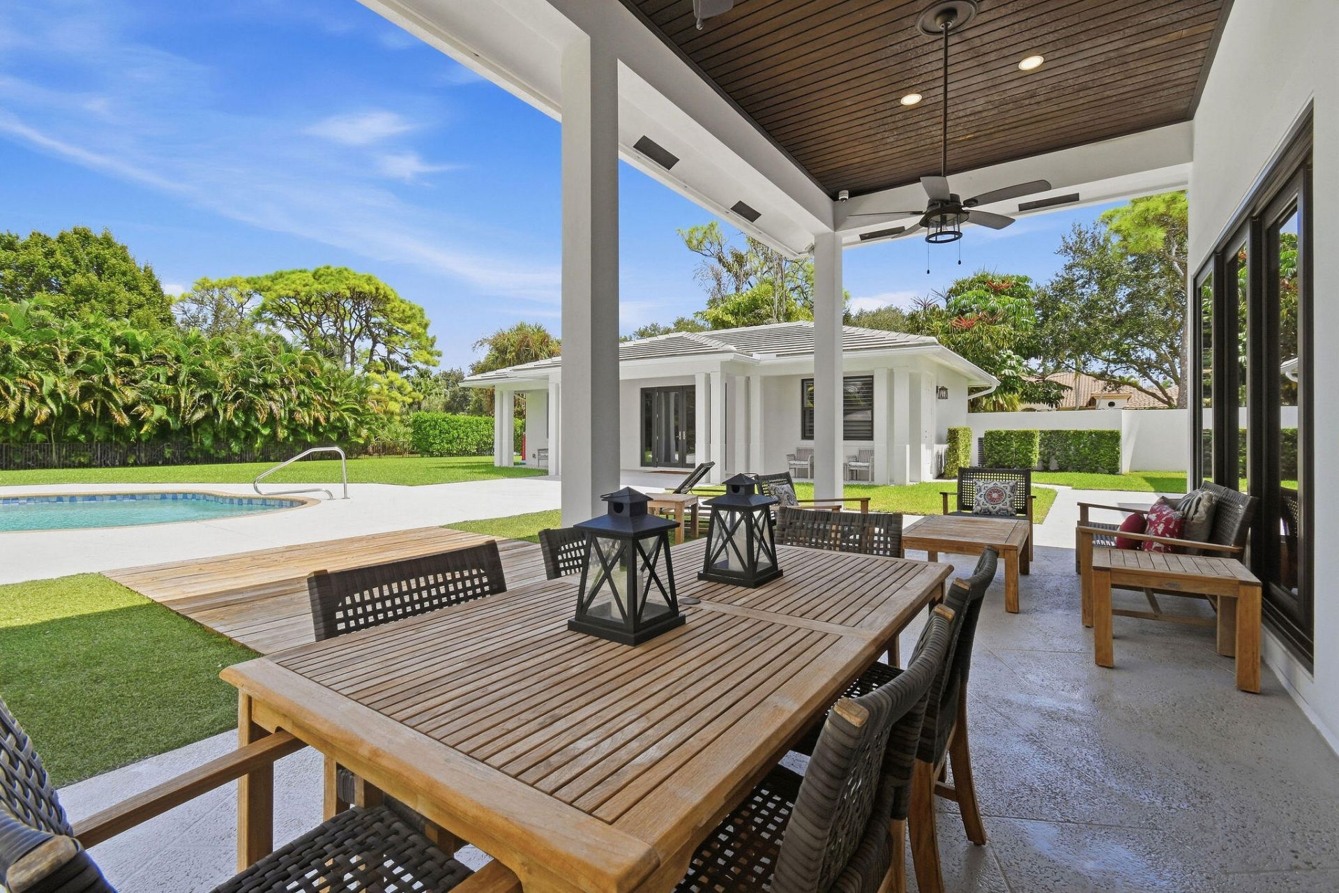 5664 High Flyer Road S, Palm Beach Gardens, FL 33418 Photo