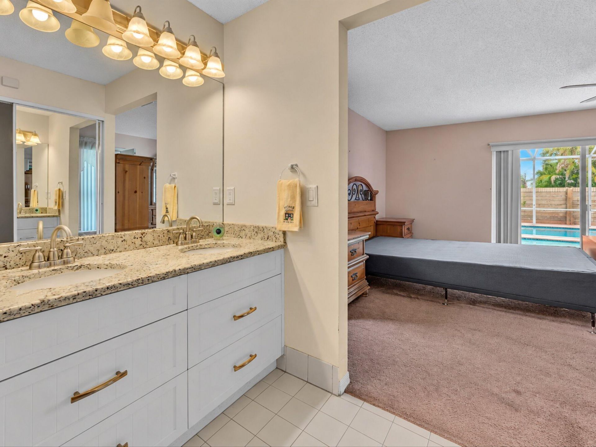 12535 SW 7th Place, Davie, FL 33325 Photo
