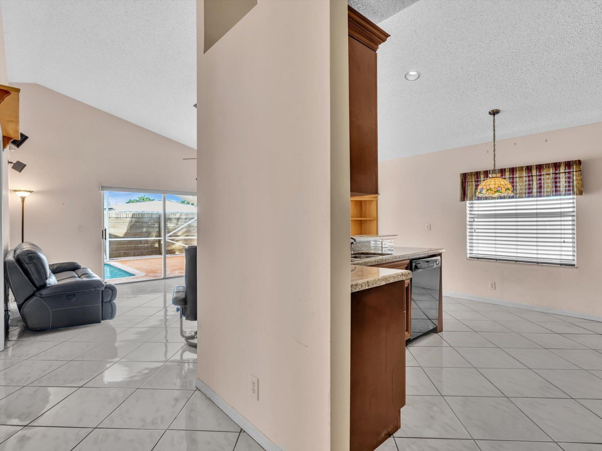 12535 SW 7th Place, Davie, FL 33325 Photo