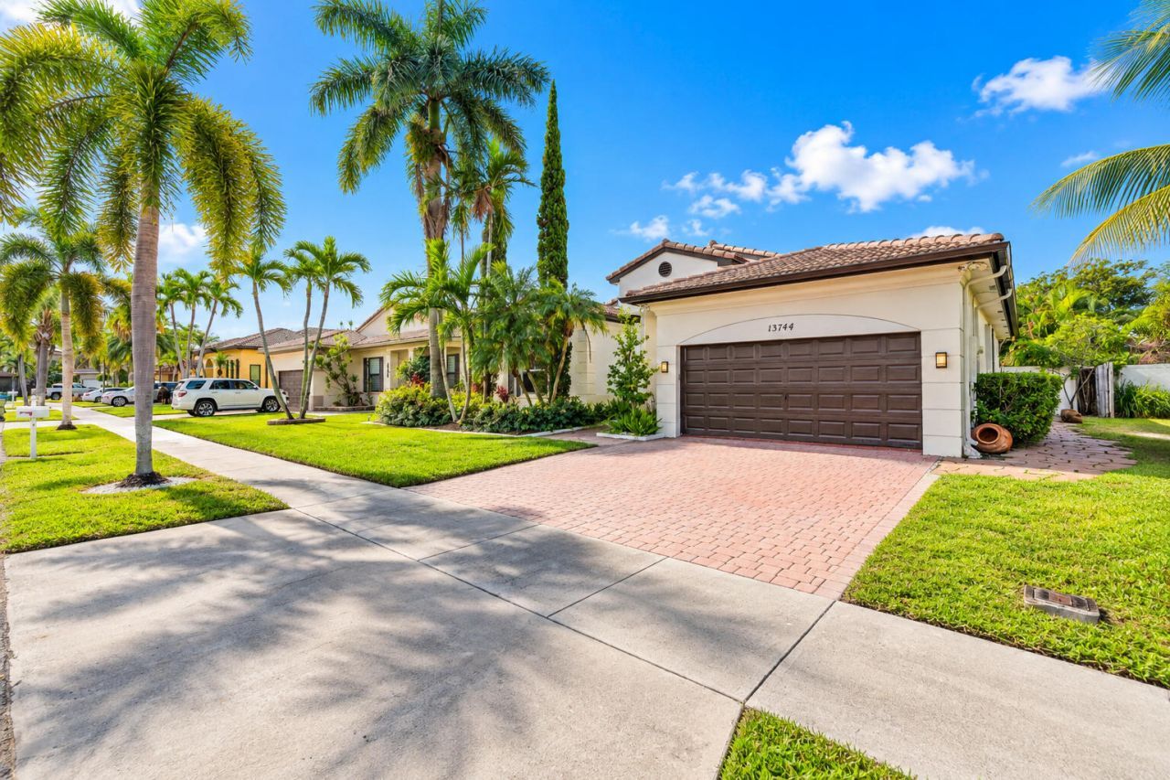 13744 SW 27th Street, Miramar, FL 33027 Photo