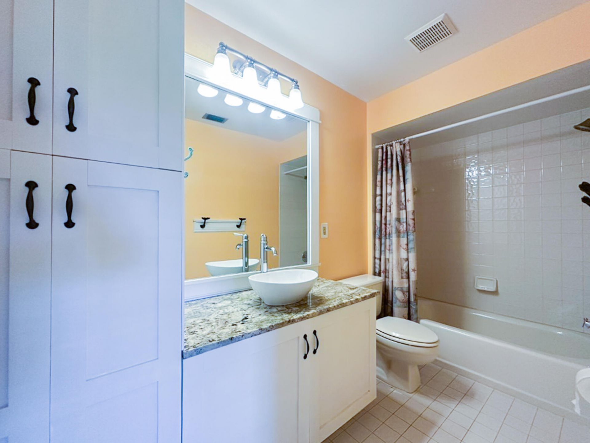 6303 SE Williamsburg Drive, Unit 201, Hobe Sound, FL 33455 Photo
