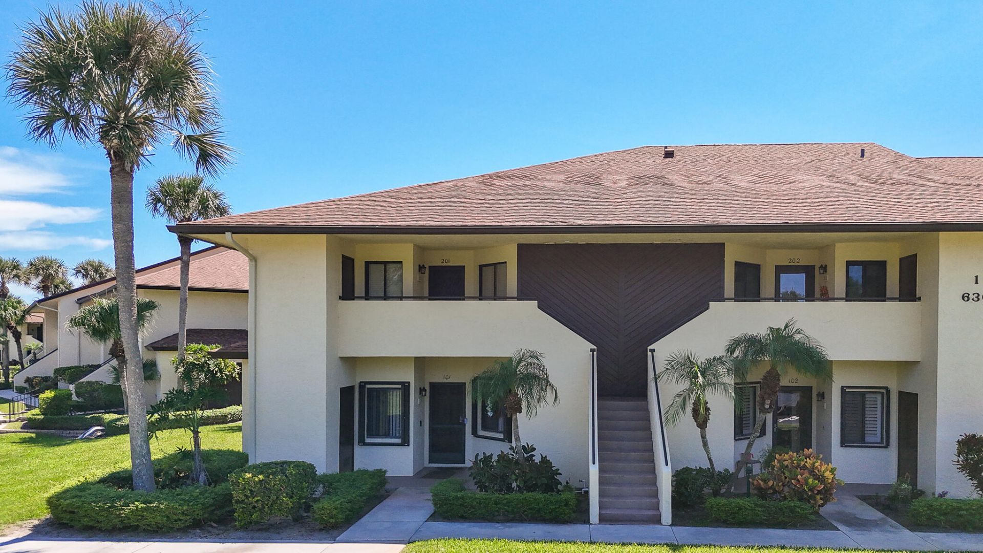 6303 SE Williamsburg Drive, Unit 201, Hobe Sound, FL 33455 Photo