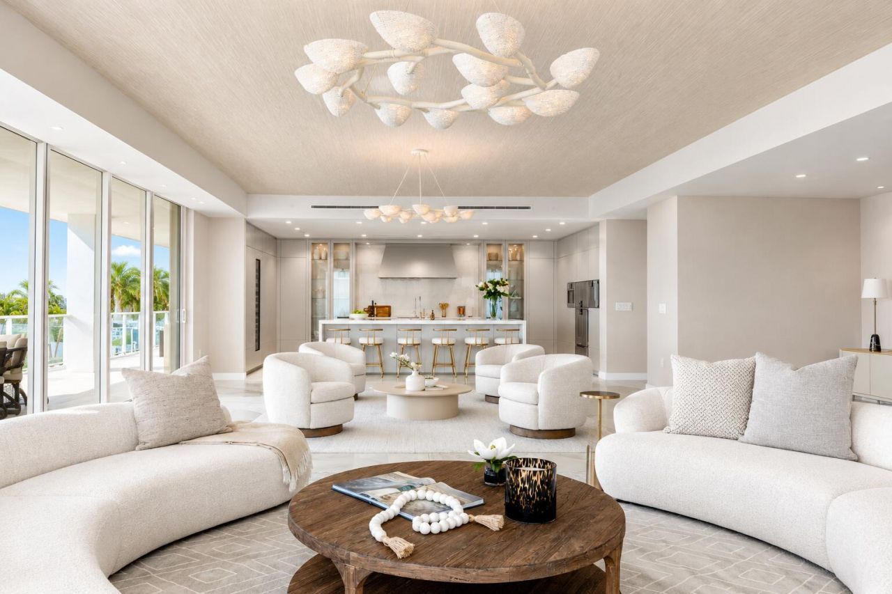 220 SE Mizner Boulevard, Unit 803, Boca Raton, FL 33432 Photo