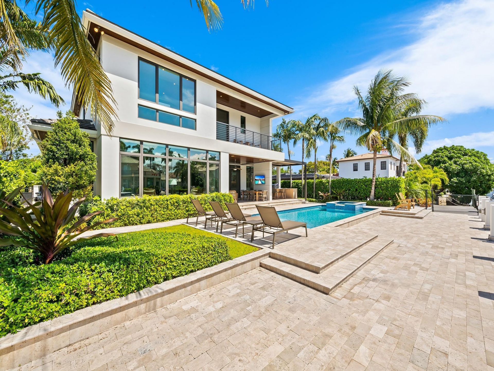 301 NE 23rd Avenue, Fort Lauderdale, FL 33305 Photo
