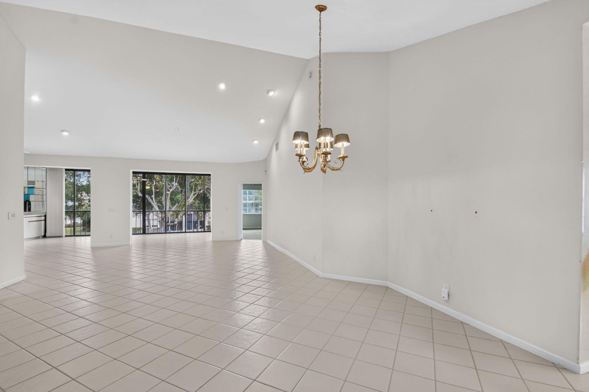 11691 Briarwood Circle, Unit 4, Boynton Beach, FL 33437 Photo