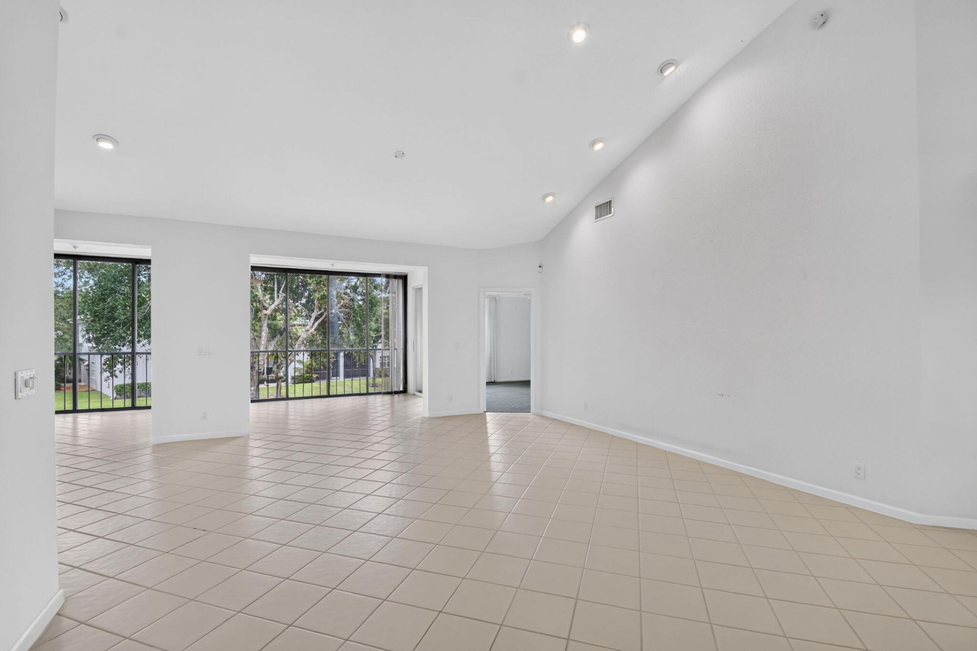 11691 Briarwood Circle, Unit 4, Boynton Beach, FL 33437 Photo