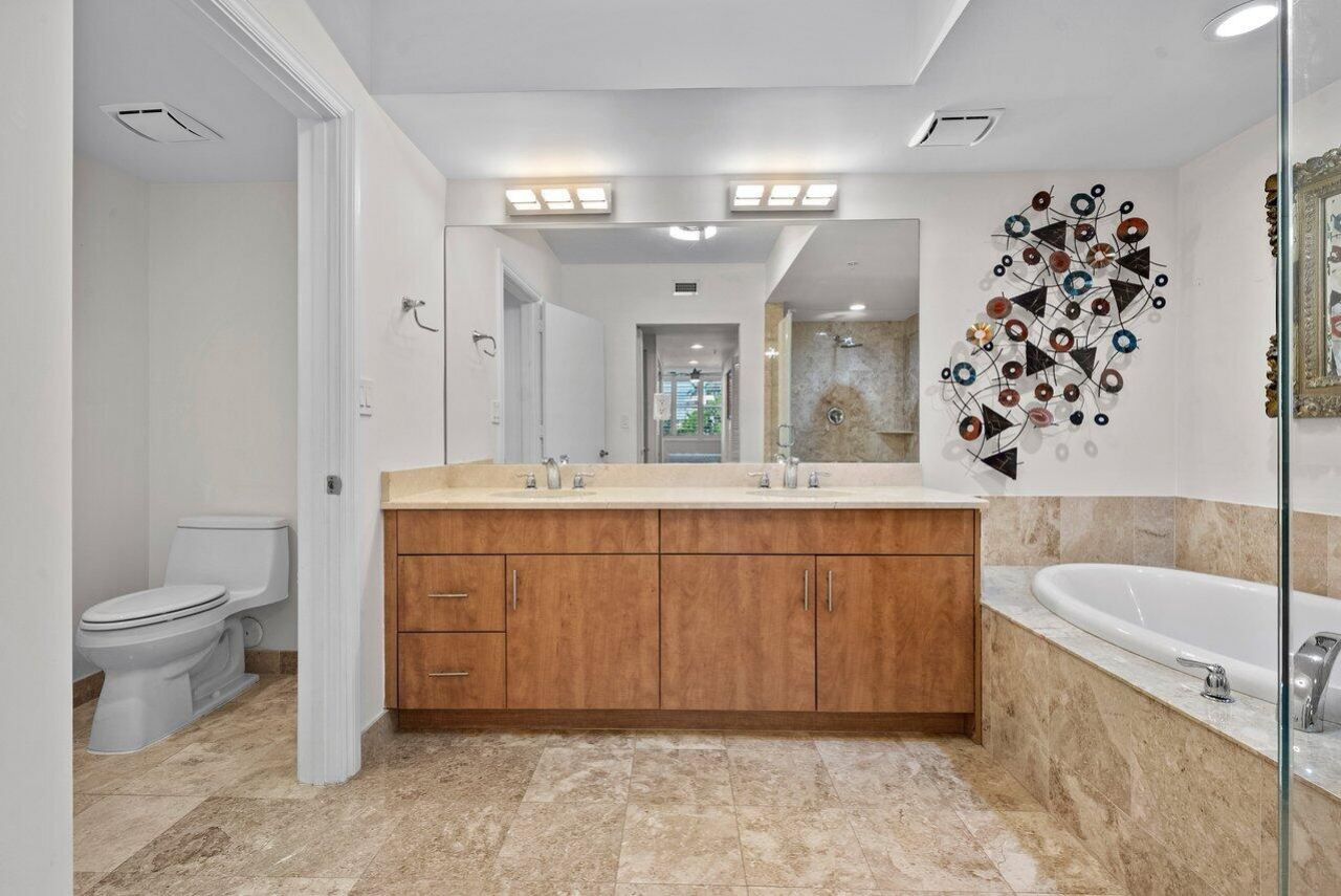 2700 N Federal Highway, Unit 203, Boynton Beach, FL 33435 Photo