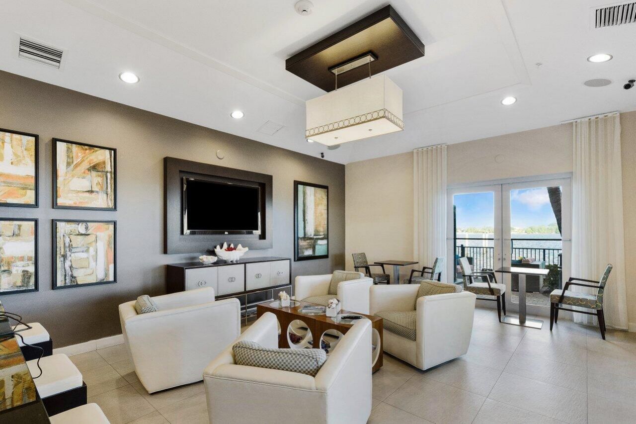 2700 N Federal Highway, Unit 203, Boynton Beach, FL 33435 Photo