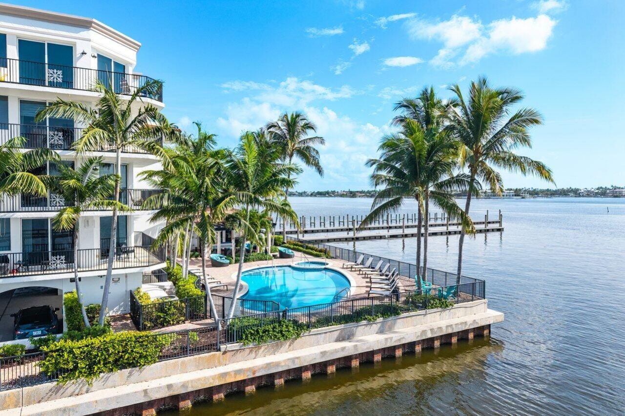 2700 N Federal Highway, Unit 203, Boynton Beach, FL 33435 Photo