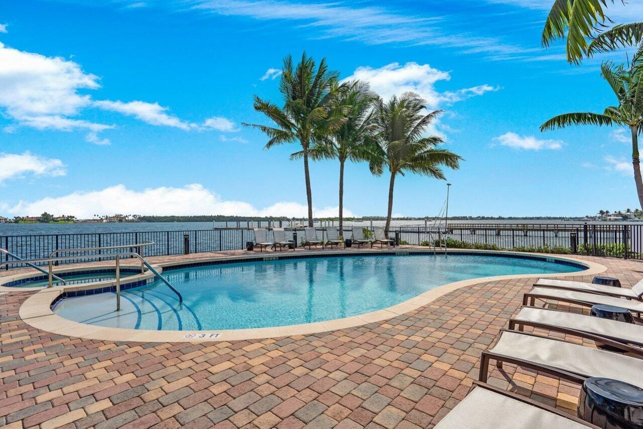 2700 N Federal Highway, Unit 203, Boynton Beach, FL 33435 Photo