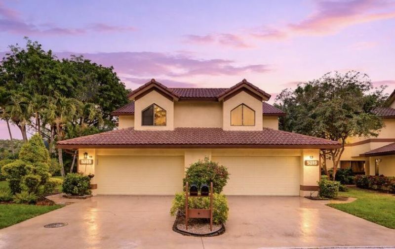 5315 10th Fairway Drive, Unit 2, Delray Beach, FL 33484 Photo