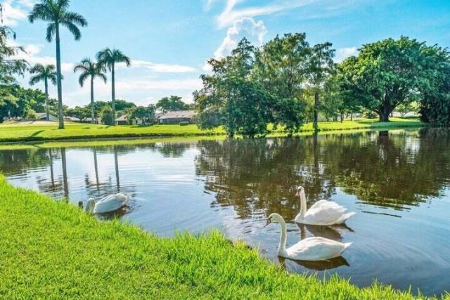 5315 10th Fairway Drive, Unit 2, Delray Beach, FL 33484 Photo