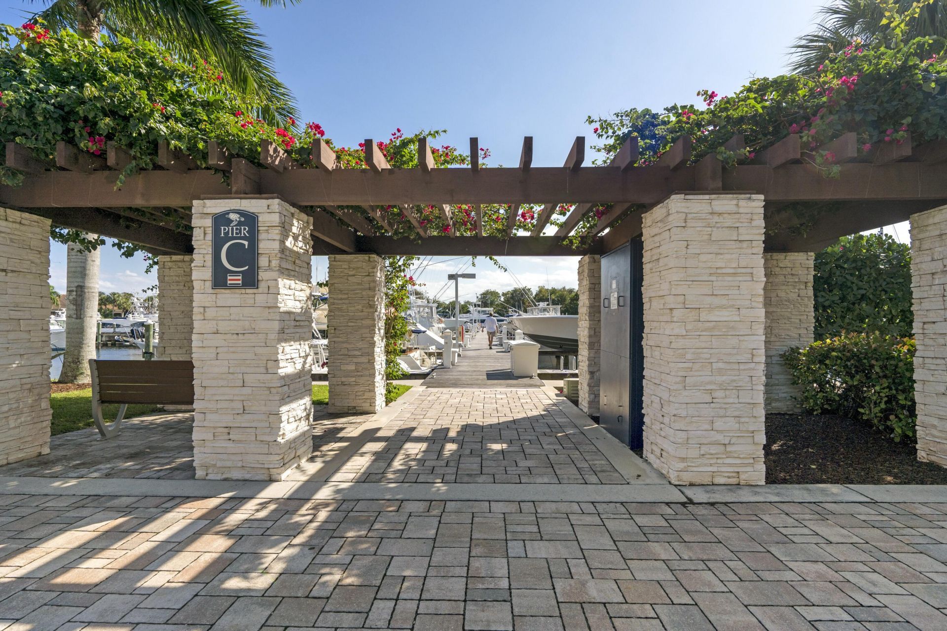 8404 Chapman Oak Court, Palm Beach Gardens, FL 33410 Photo