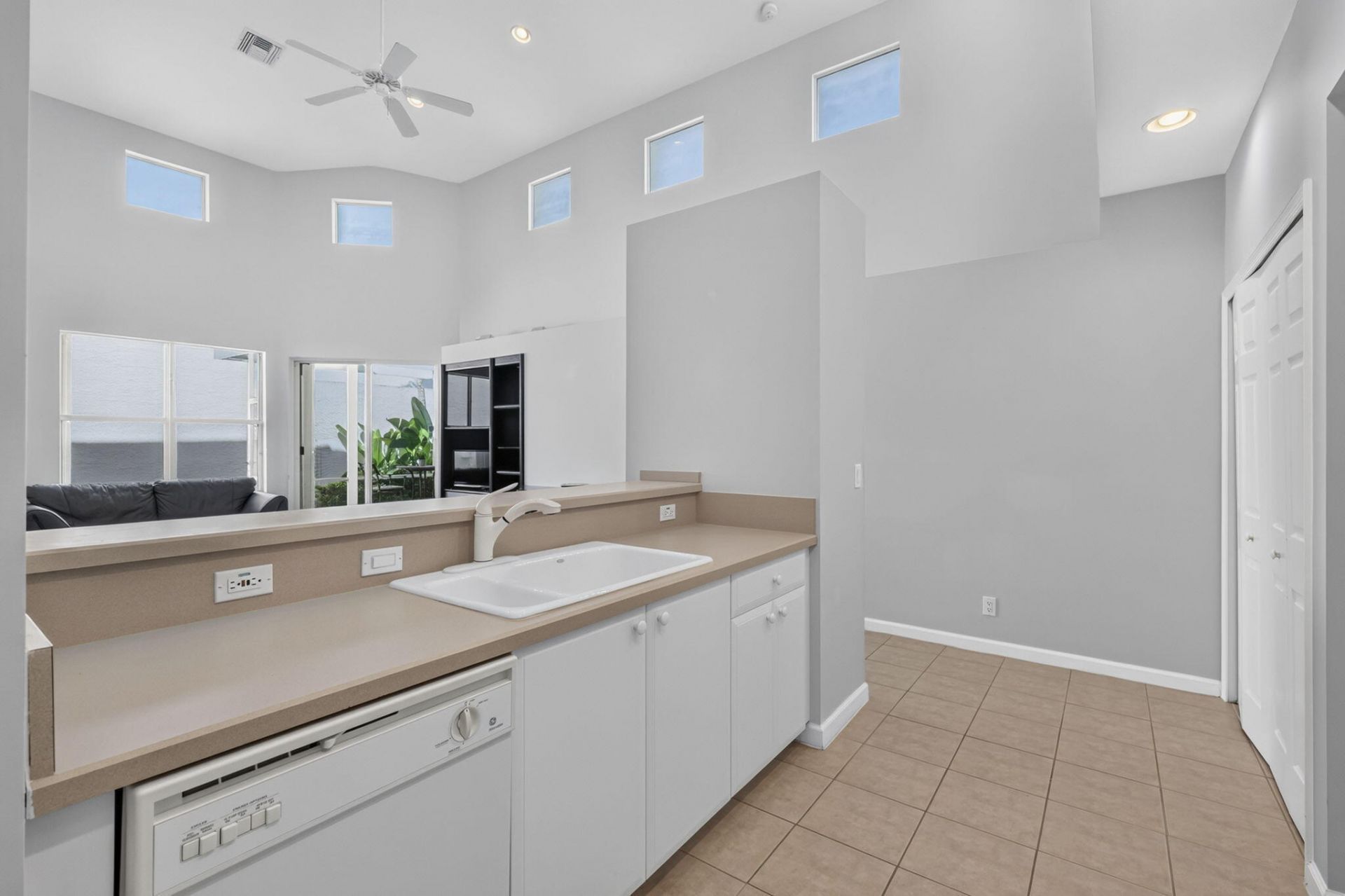 7701 Cardinal Court, West Palm Beach, FL 33412 Photo
