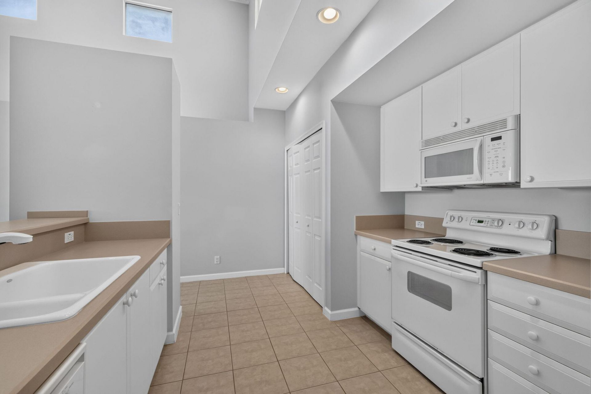 7701 Cardinal Court, West Palm Beach, FL 33412 Photo