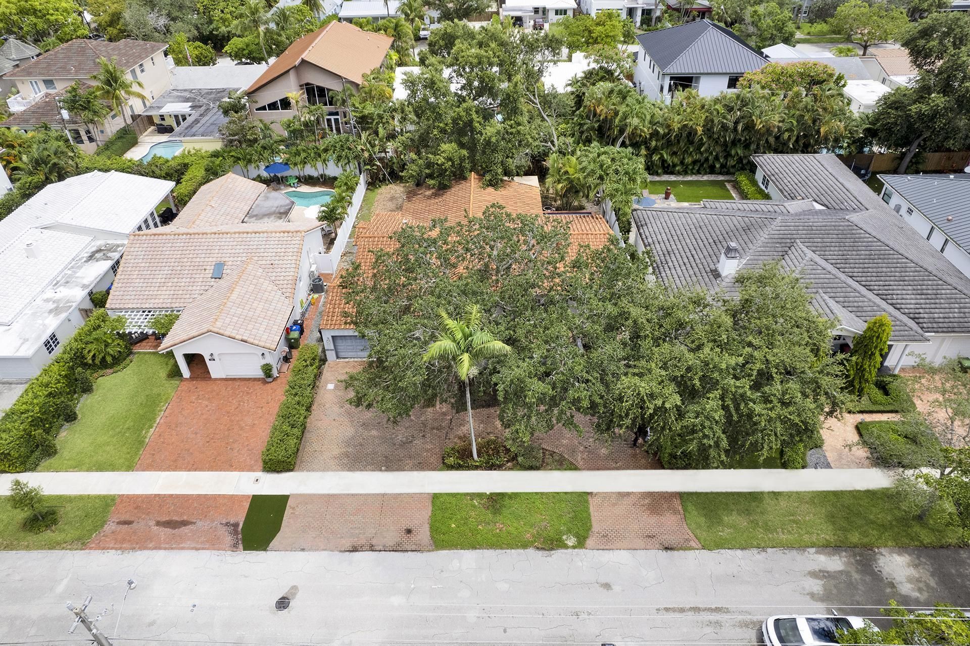 805 SE 10th Street, Fort Lauderdale, FL 33316 Photo