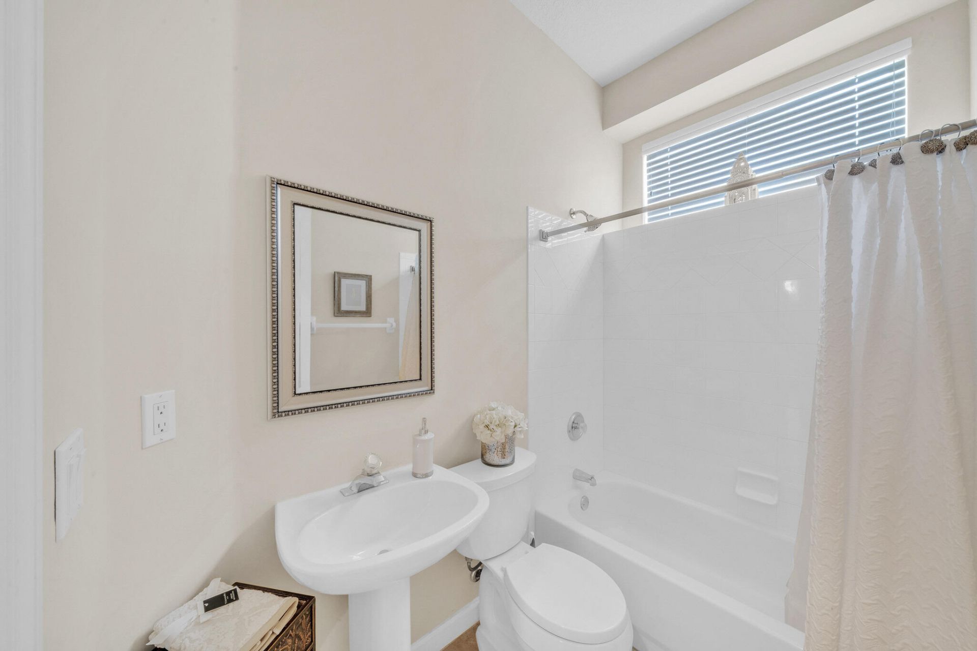 700 SW Lake Charles Circle, Port Saint Lucie, FL 34986 Photo