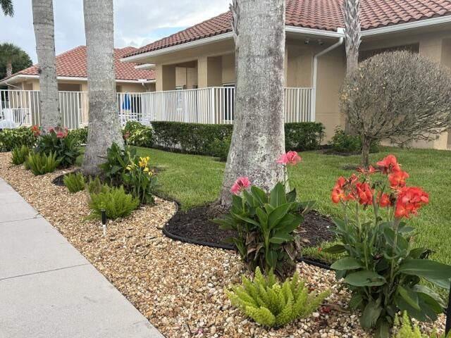700 SW Lake Charles Circle, Port Saint Lucie, FL 34986 Photo
