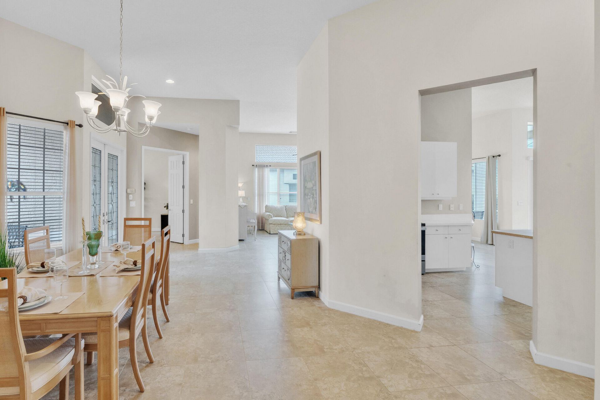 700 SW Lake Charles Circle, Port Saint Lucie, FL 34986 Photo