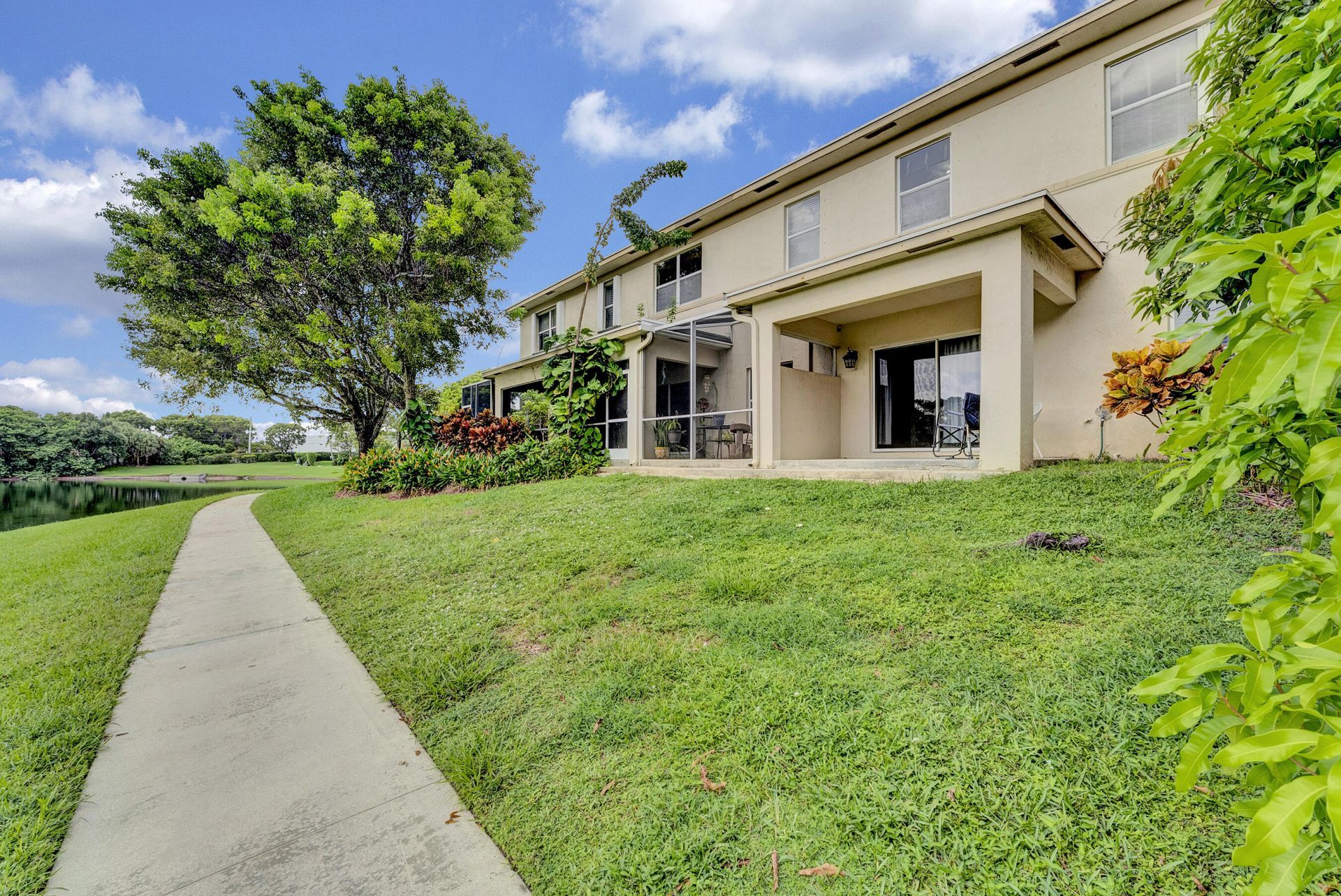 310 Spruce Street, Boynton Beach, FL 33426 Photo