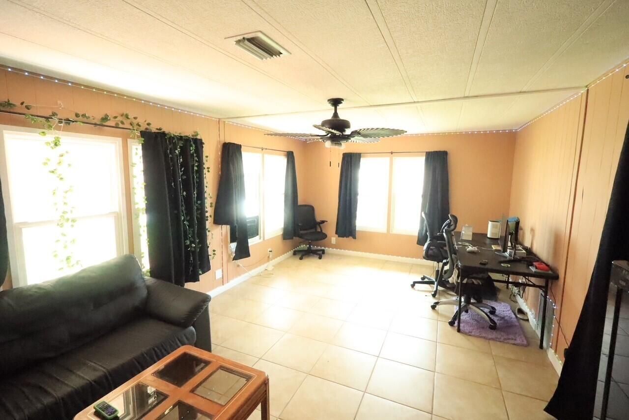 7337 SE Swan Avenue, Hobe Sound, FL 33455 Photo