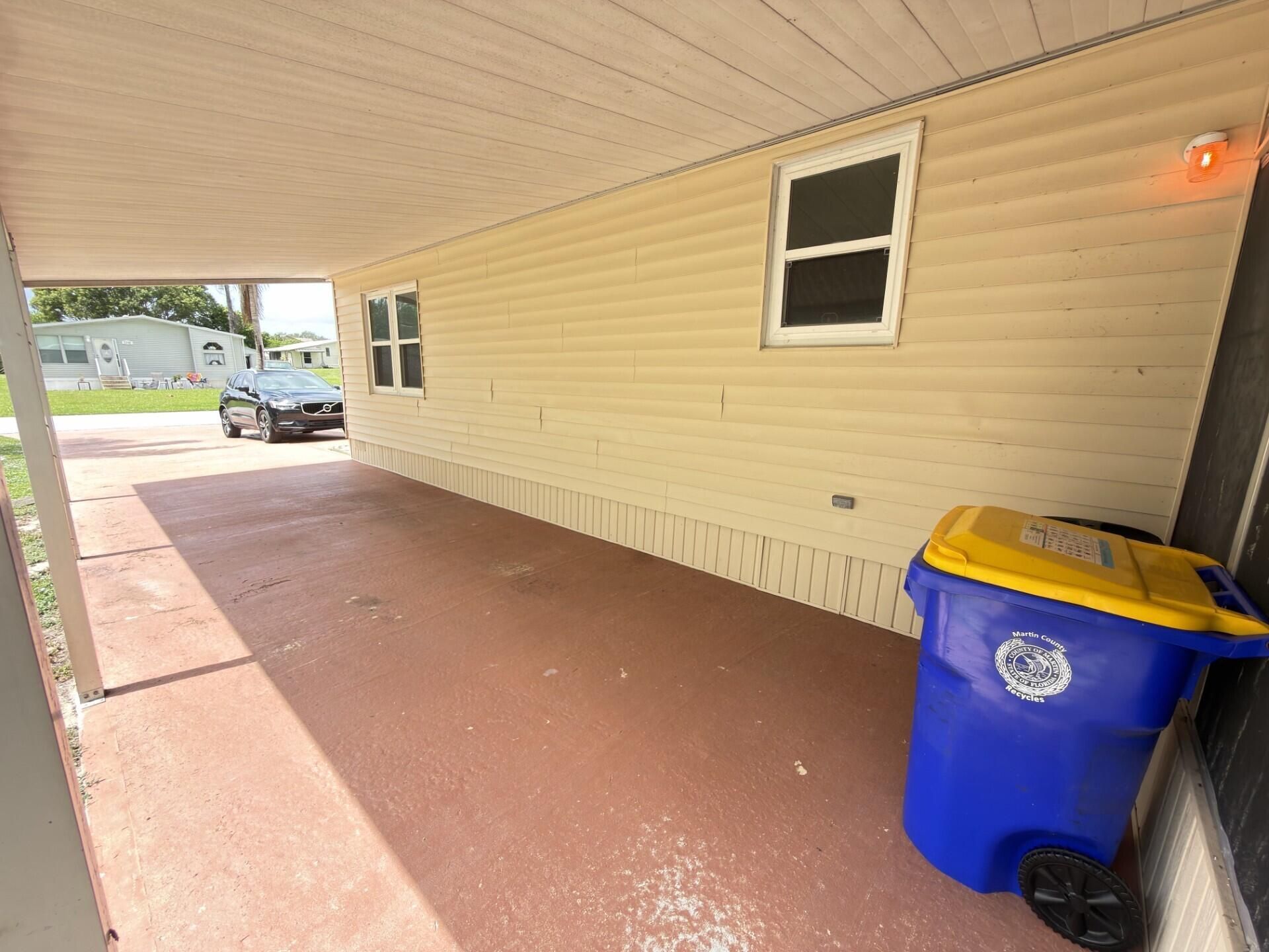7337 SE Swan Avenue, Hobe Sound, FL 33455 Photo