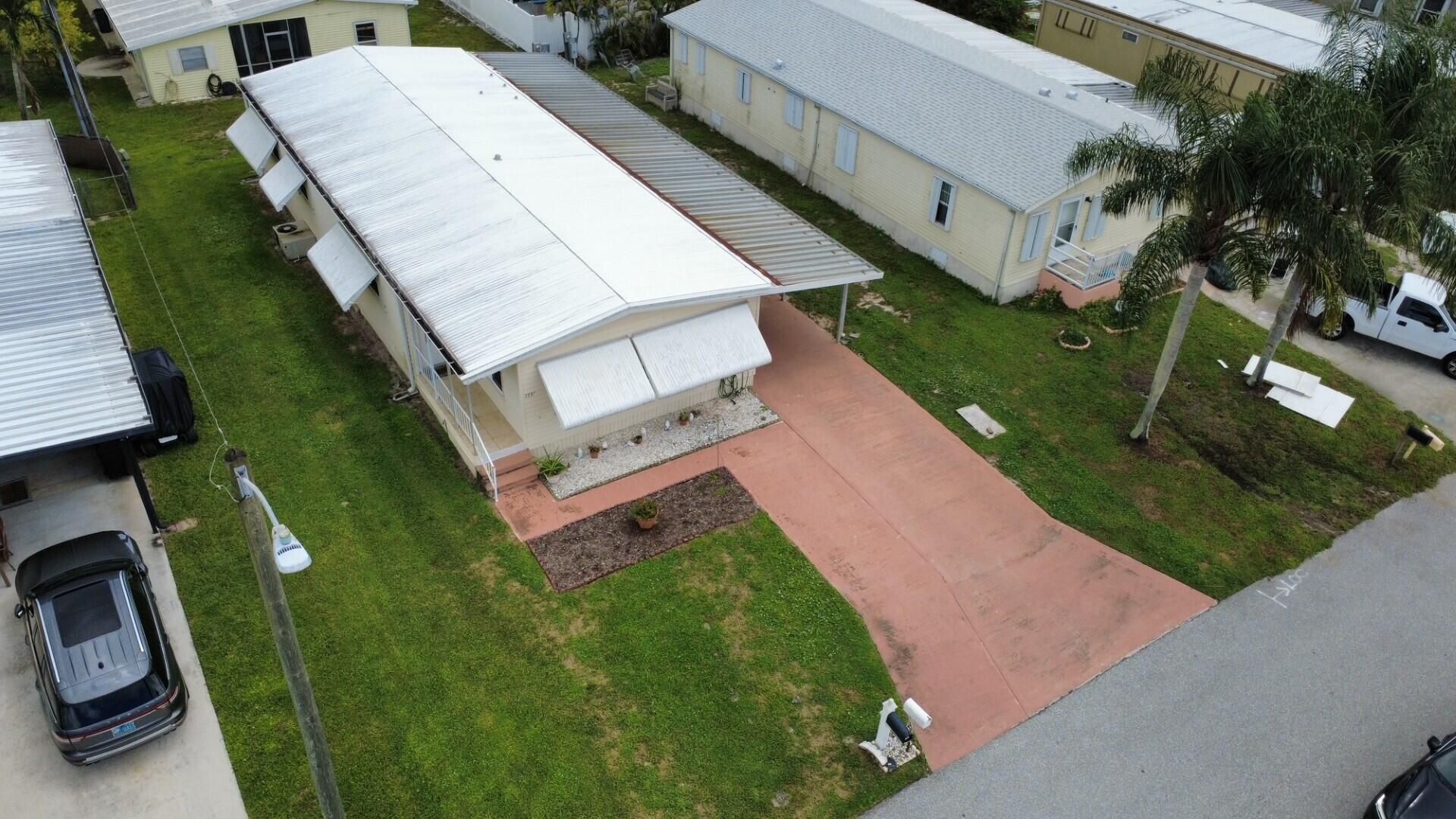 7337 SE Swan Avenue, Hobe Sound, FL 33455 Photo