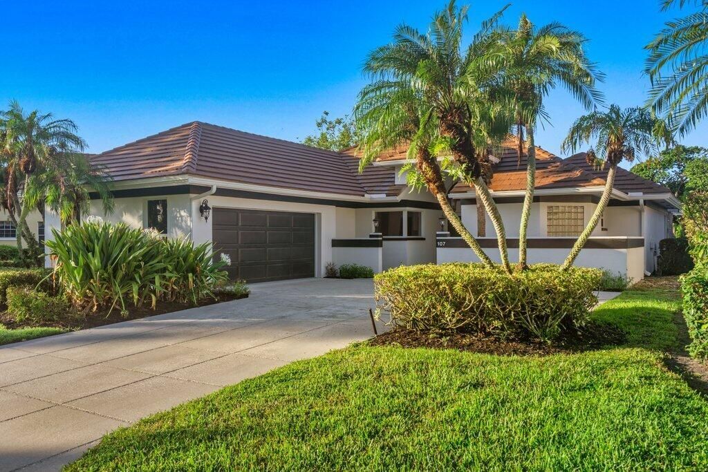 107 Golfview Court, Palm Beach Gardens, FL 33418 Photo