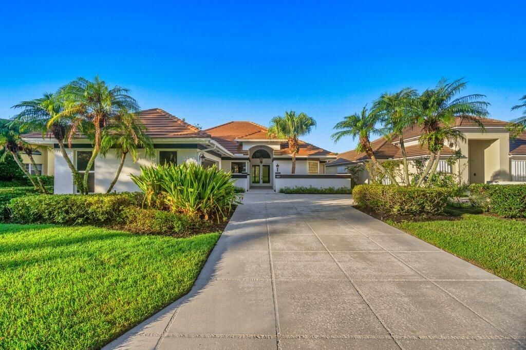 107 Golfview Court, Palm Beach Gardens, FL 33418 Photo