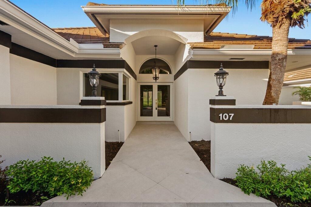 107 Golfview Court, Palm Beach Gardens, FL 33418 Photo
