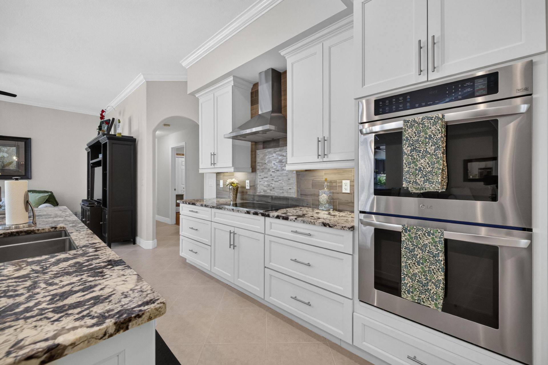 1925 SW Oakwood Road, Port Saint Lucie, FL 34953 Photo