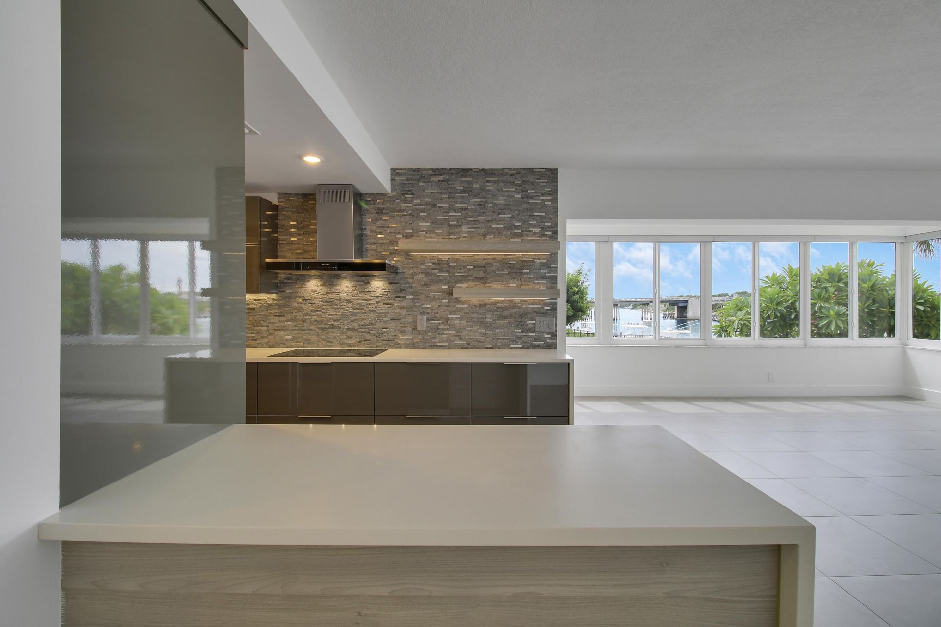 325 S Beach Road, Unit 210, Tequesta, FL 33469 Photo