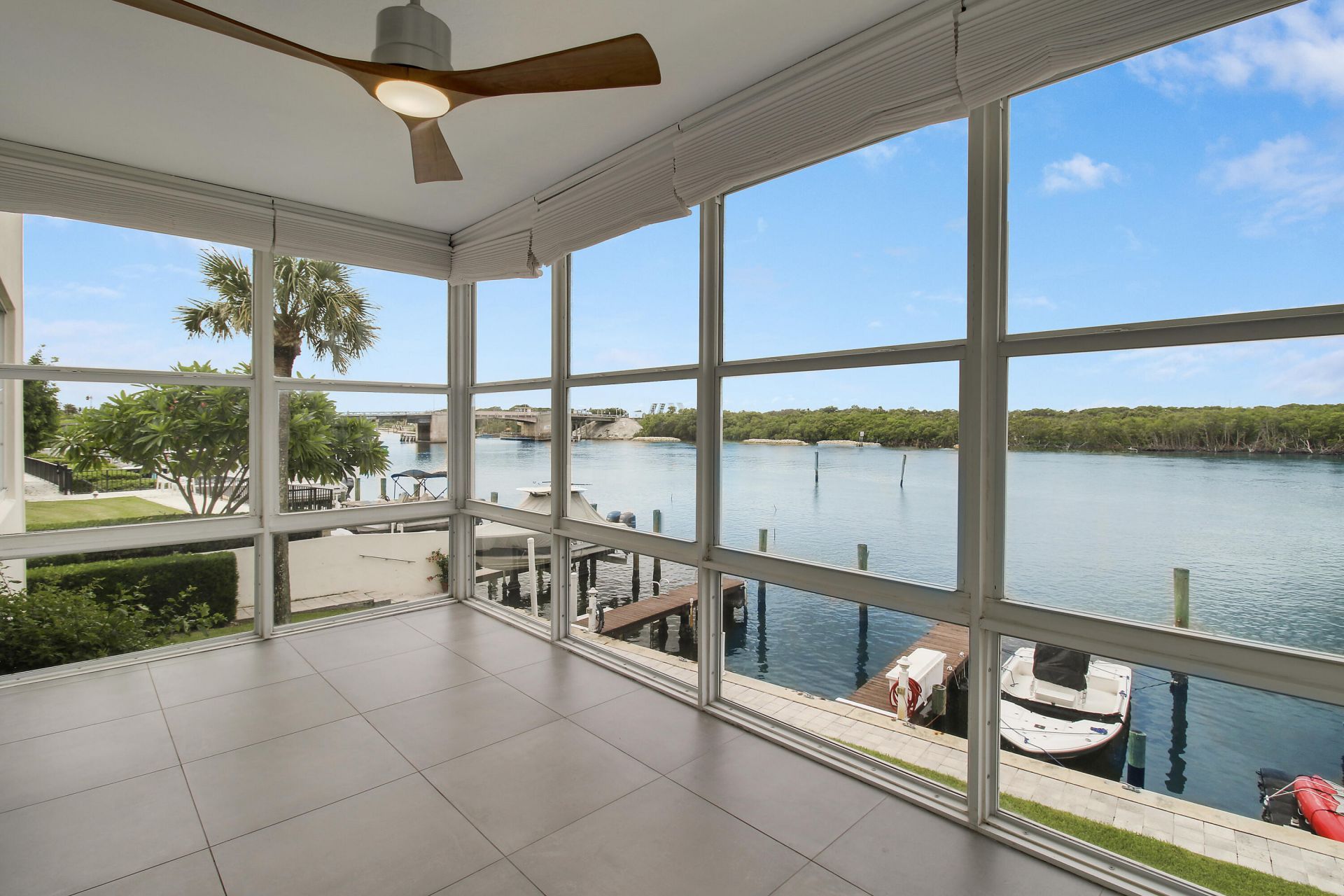 325 S Beach Road, Unit 210, Tequesta, FL 33469 Photo