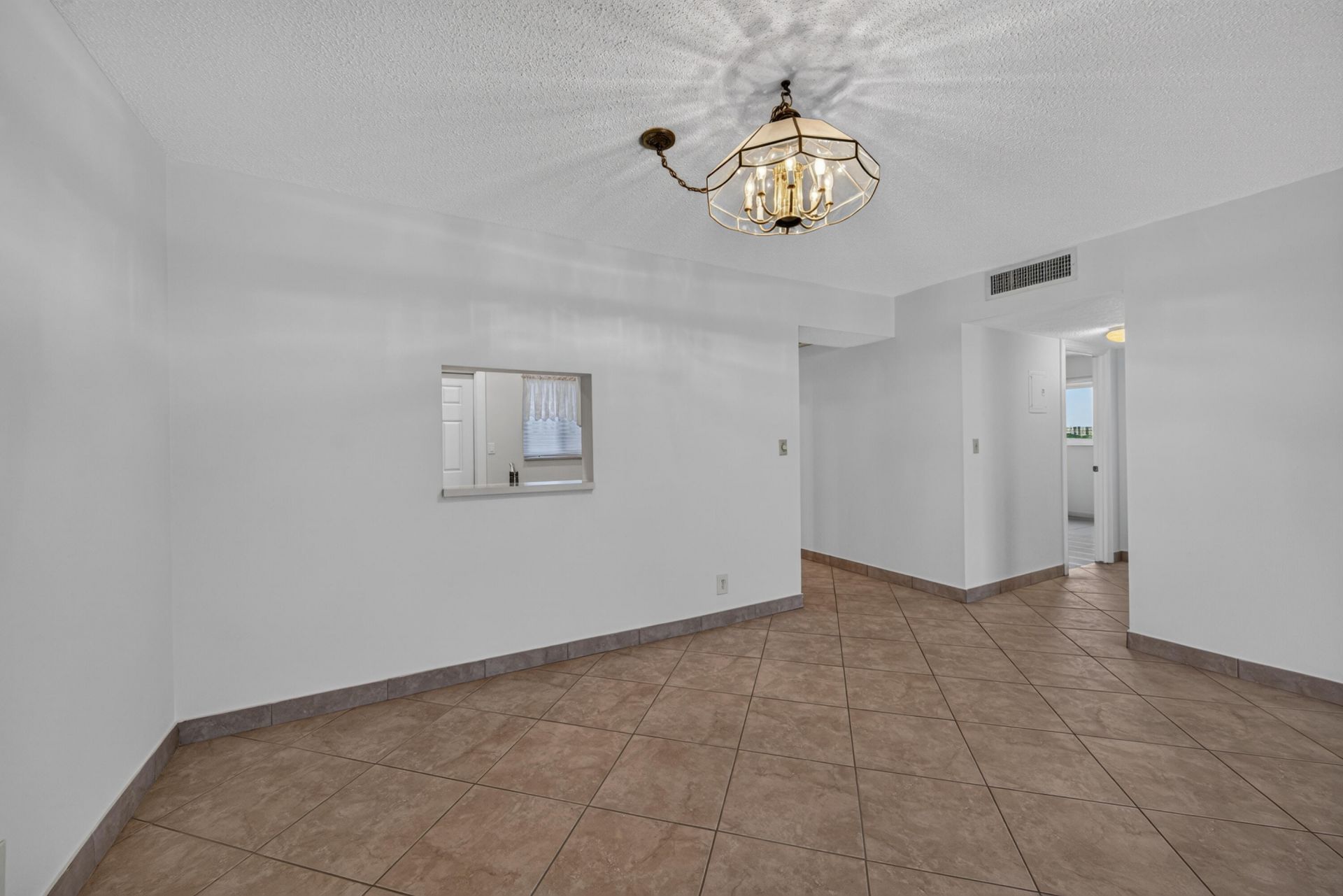 610 NE 12th Avenue, Unit 601, Hallandale Beach, FL 33009 Photo