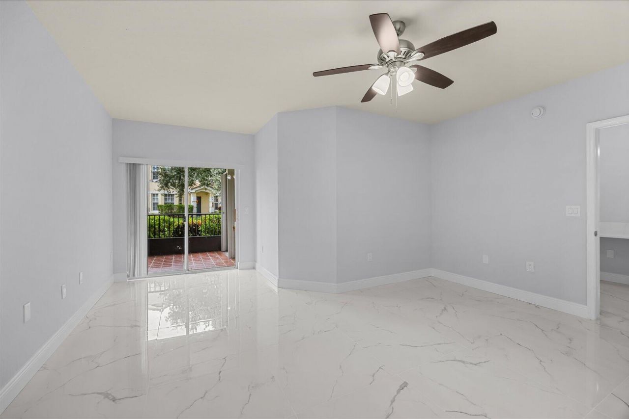 128 SW Peacock Boulevard, Unit 15-101, Port Saint Lucie, FL 34986 Photo