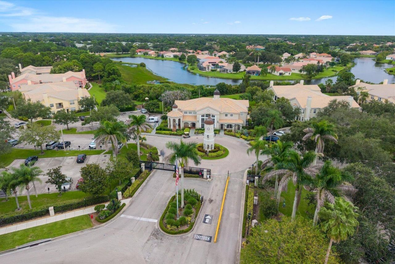 128 SW Peacock Boulevard, Unit 15-101, Port Saint Lucie, FL 34986 Photo