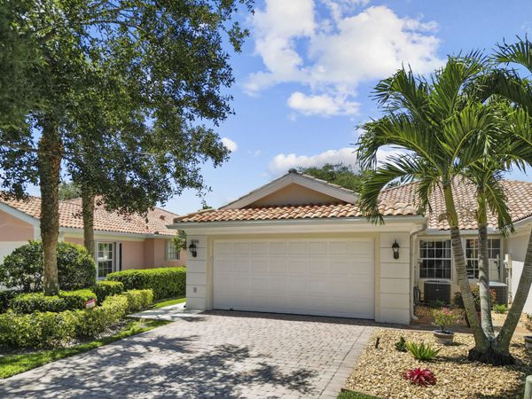 996 SW BALMORAL Trace, Stuart, FL 34997