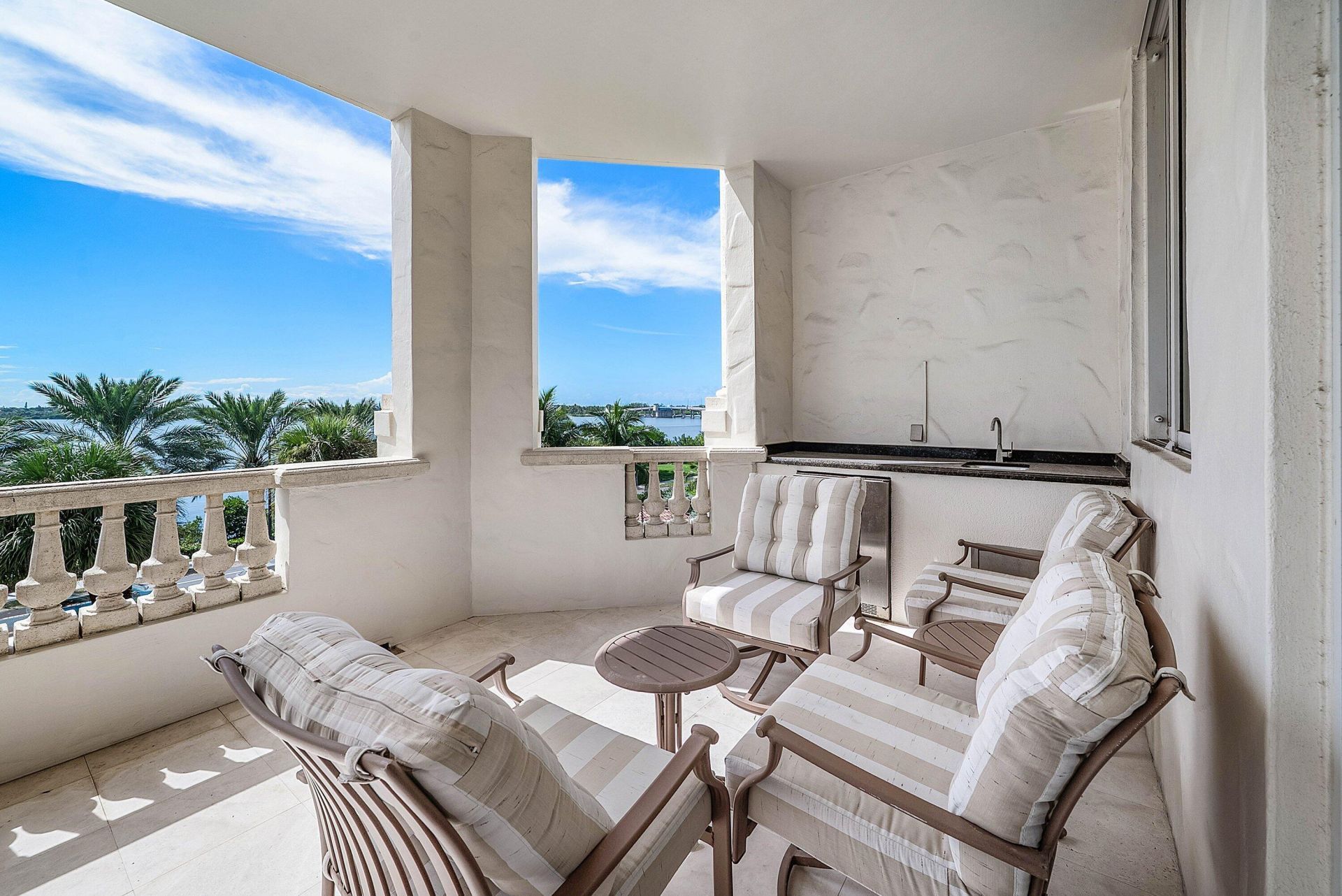3000 S Ocean Boulevard, Unit 402, Palm Beach, FL 33480 Photo