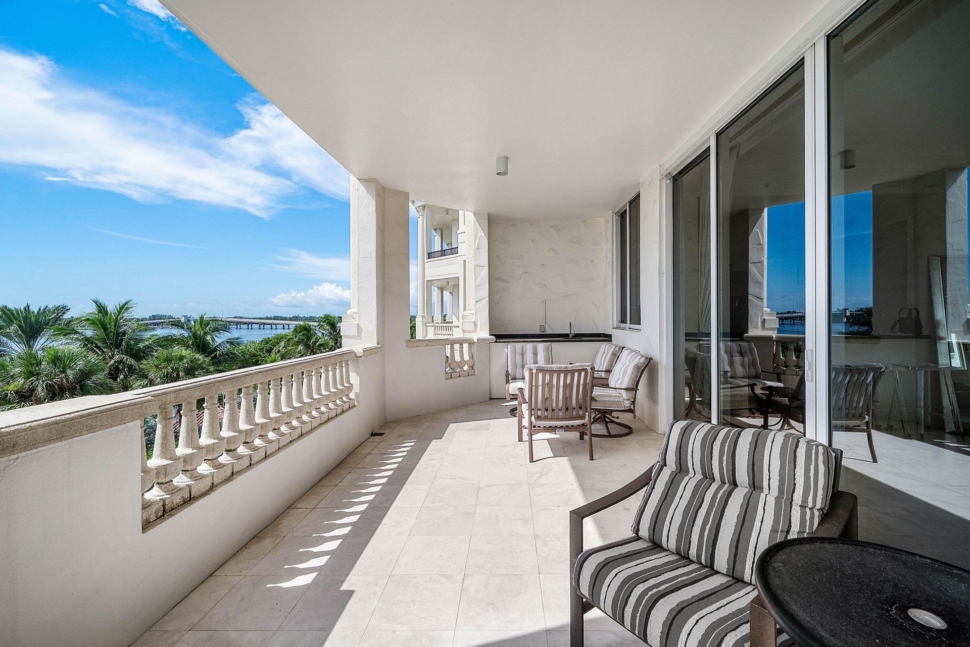 3000 S Ocean Boulevard, Unit 402, Palm Beach, FL 33480 Photo